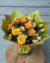 Букет цветов из:  Альстромерии и Розы #REPLACE_PRED# Кочубеевском
