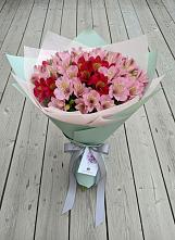 Букет цветов из:  Альстромерии в Кочубеевском