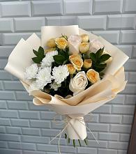 Букет цветов из:  Розы и Хризантемы в Кочубеевском