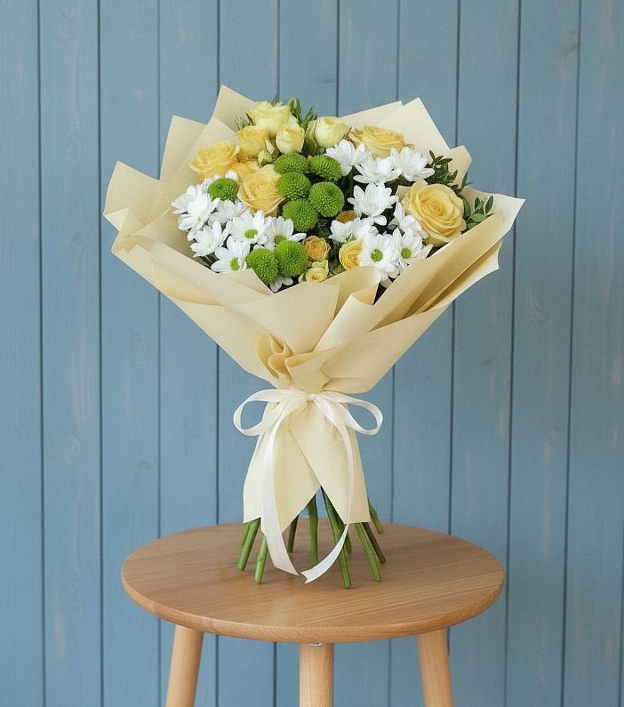 Букет цветов из: Хризантемы и Розы в Кочубеевском