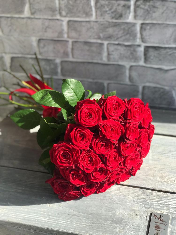 Букет Красные розы Фридом в Кочубеевском