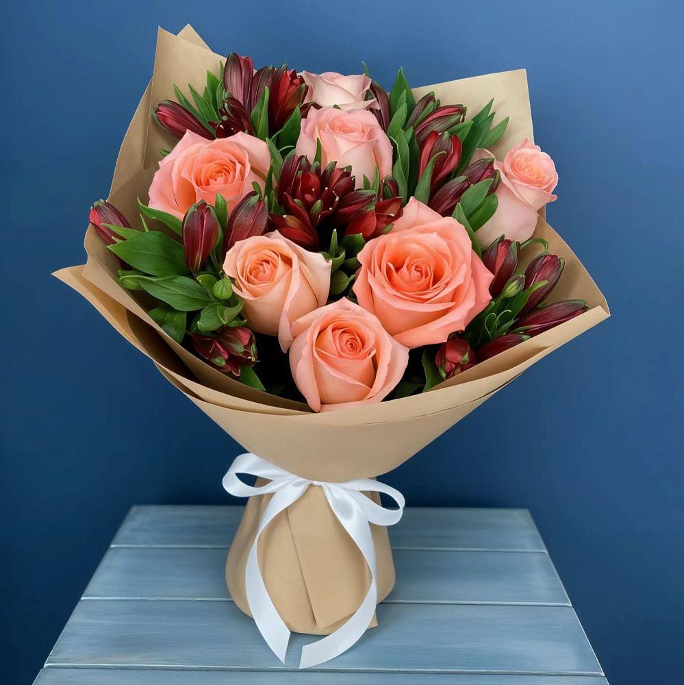 Букет цветов из: Розы и Альстромерии в Кочубеевском