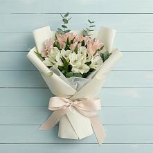 Букет цветов из:  Альстромерии в Кочубеевском