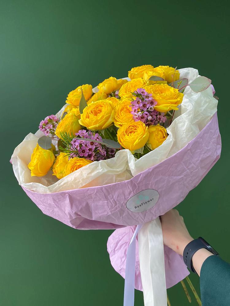 Кустовые желтые розы в Кочубеевском Букет Кустовые желтые розы в Кочубеевском