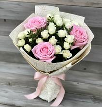 Букет цветов из:  Розы #REPLACE_PRED# Кочубеевском