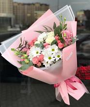 Букет цветов из:  Розы, Лизиантусы и Хризантемы в Кочубеевском