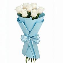 Букет 7 белых роз Проуд в Кочубеевском