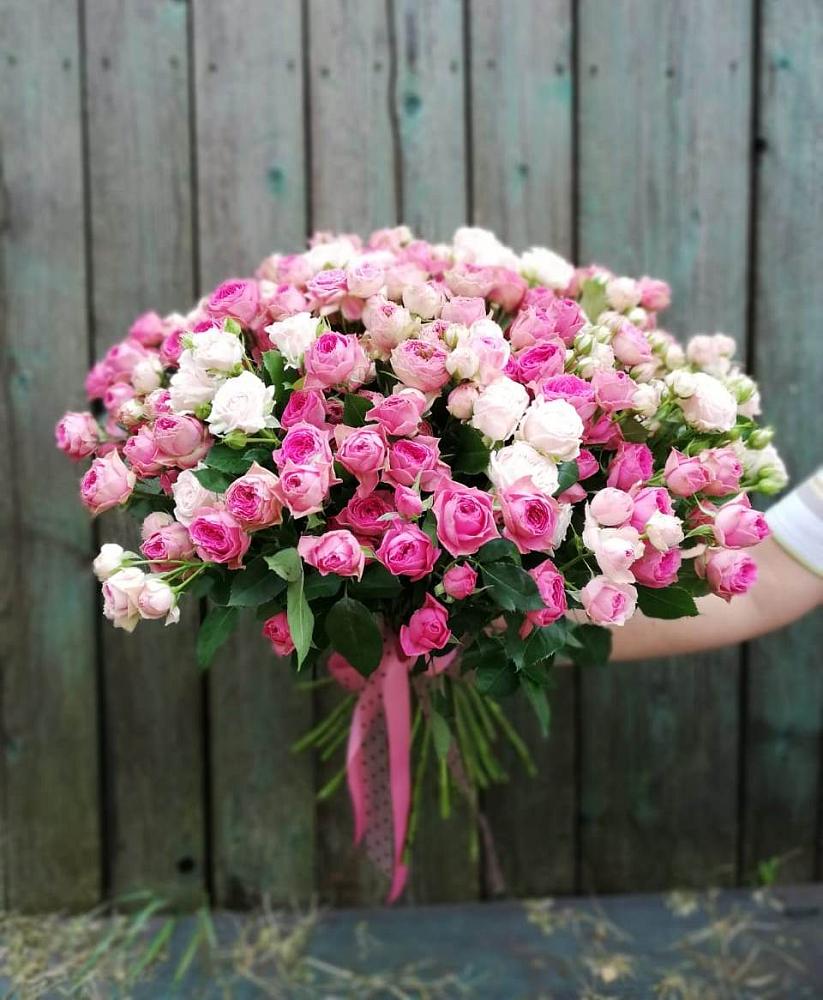 Букет Розовые кустовые розы Натали и Лав Лидия в Кочубеевском