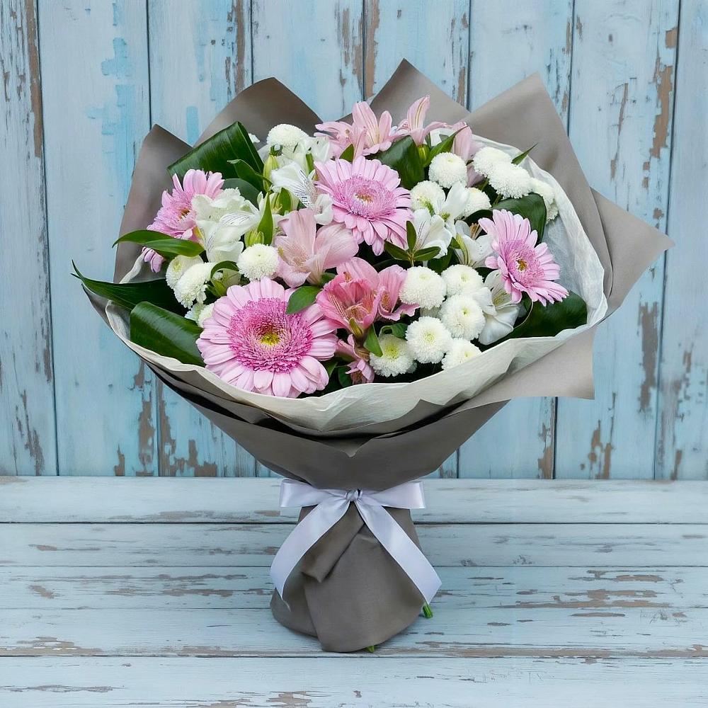 Букет цветов из: Герберы, Альстромерии и Хризантемы в Кочубеевском