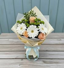 Букет цветов из:  Герберы, Розы и Хризантемы в Кочубеевском