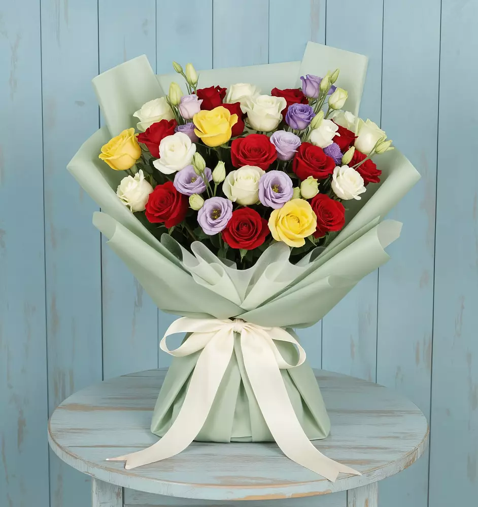 Букет цветов из: Розы в Кочубеевском