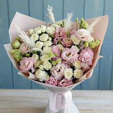 Букет цветов из:  Альстромерии и Розы в Кочубеевском